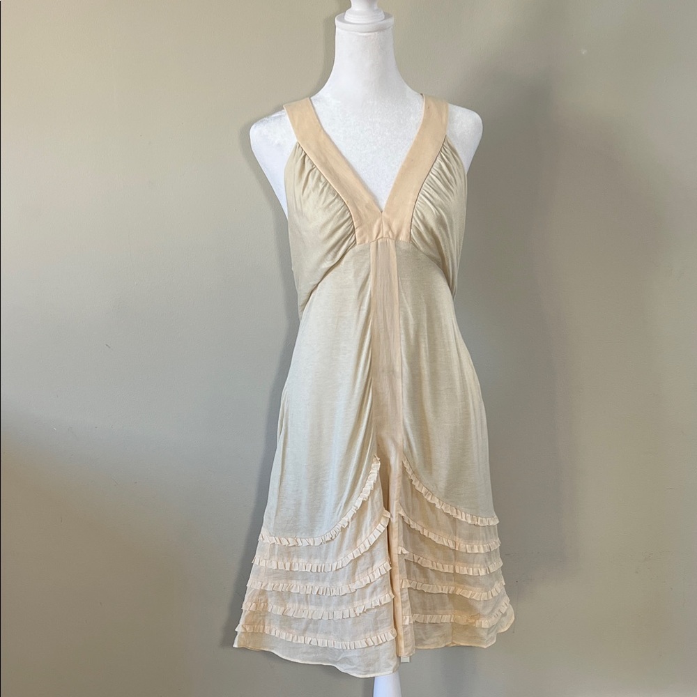 Elegant Cream Sleeveless Dress